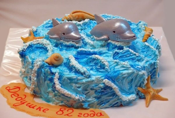 Торт с дельфинами