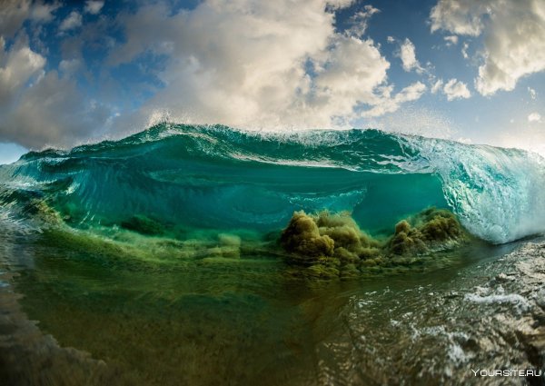 Изумрудный (морская волна)