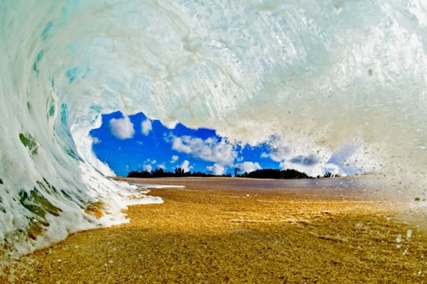 Небо волна и песок