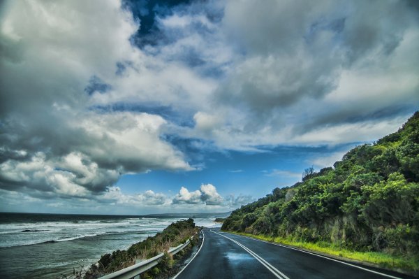 Дорога у моря