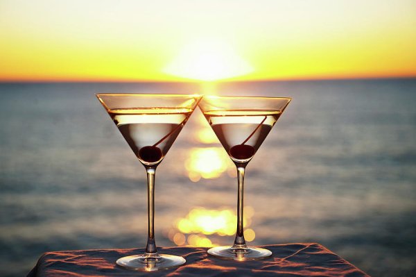 Море и мартини