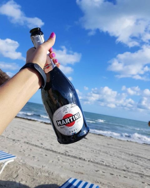 Мартини в руке