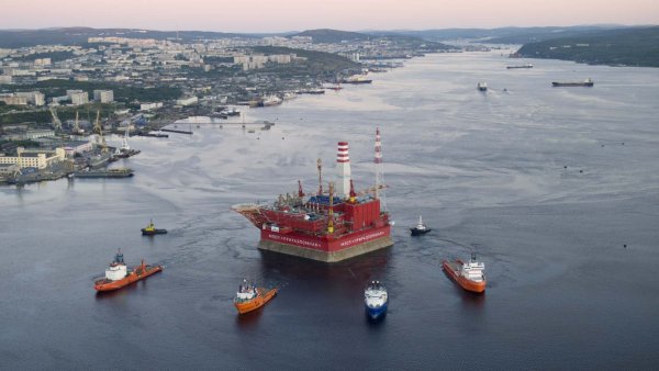 Нефтяная платформа Варандей