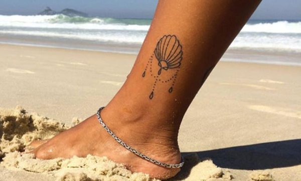 Тату с морем для девушек