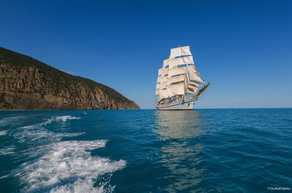 Море волны корабль