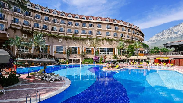 Айя-Напа шторм