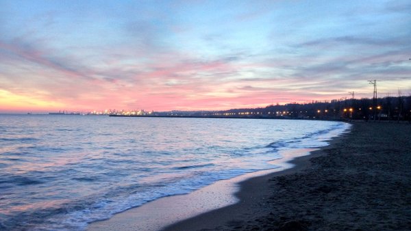 Мариуполь море