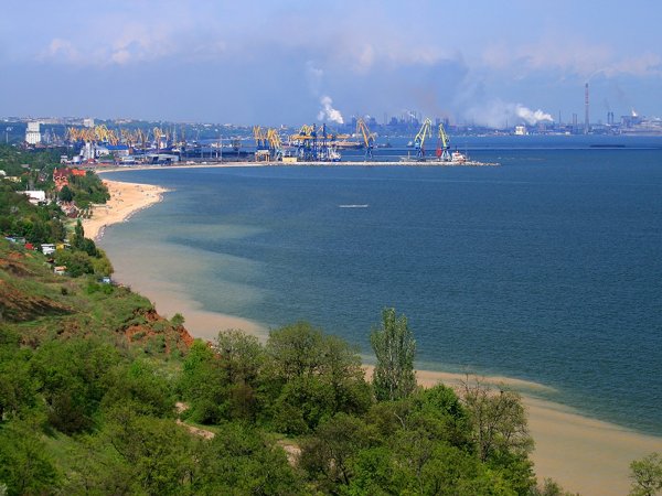 Город Мариуполь .море