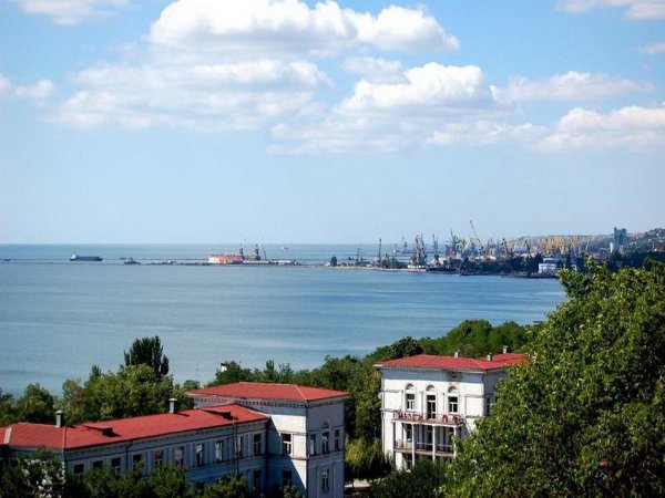 Мариуполь море