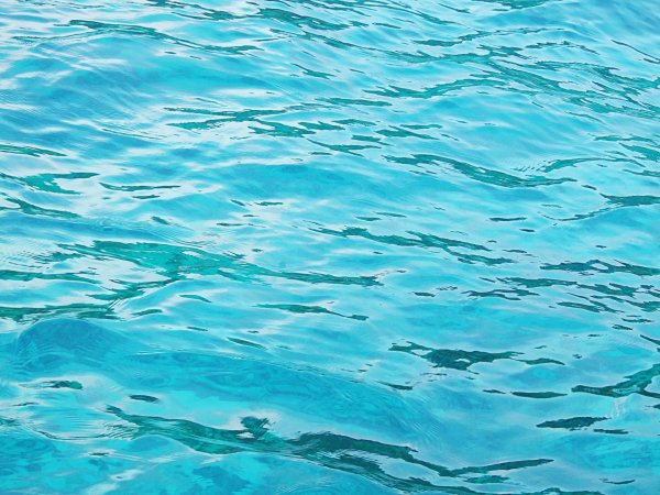 Вода сверху