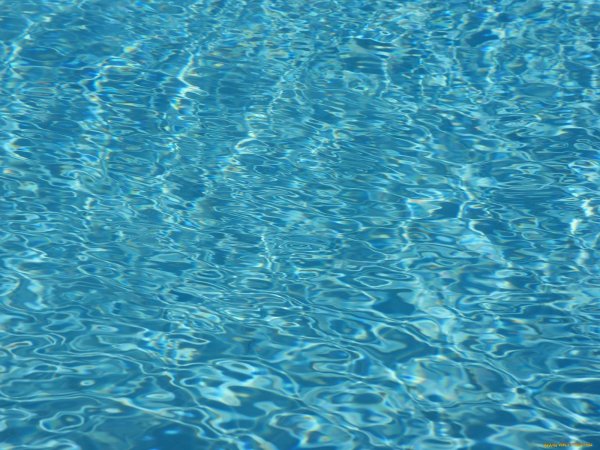 Поверхность воды