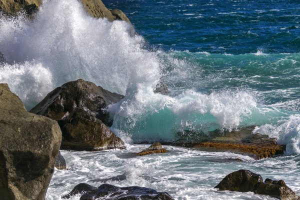 Волнующее море