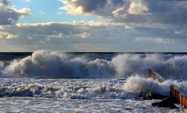 Волны Балтийского моря Зеленоградск