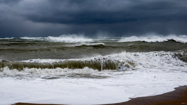 Азовское море шторм
