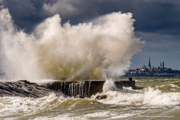 Шторм в Таллине сейчас
