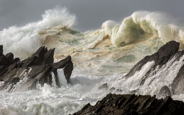 Охотское море