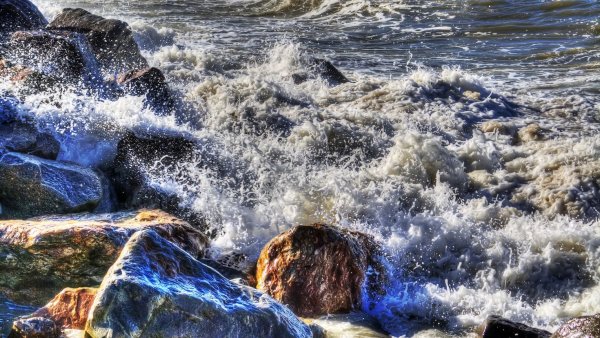 Шторм на Байкале