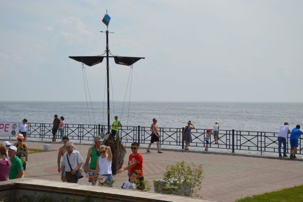 Набережная на Каме Лаишево