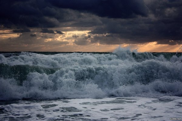 Грозовое море