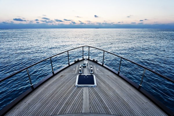 Палуба море