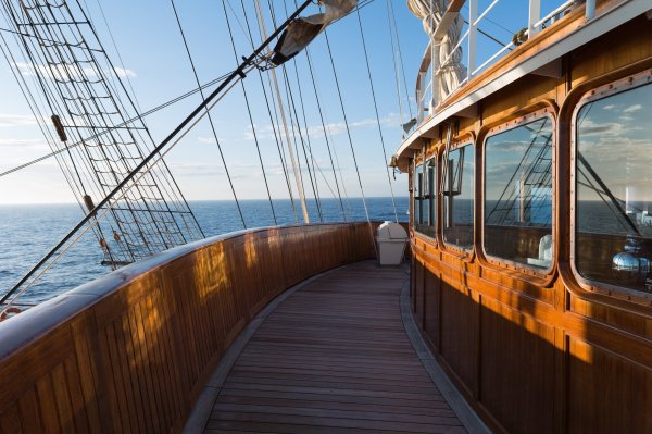 Каравелла палуба