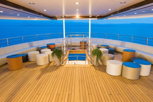 Палуба корабля