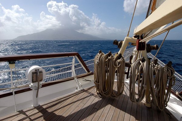 Вид с палубы корабля