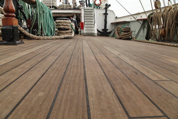 Палуба правой палубы 512 ГБ