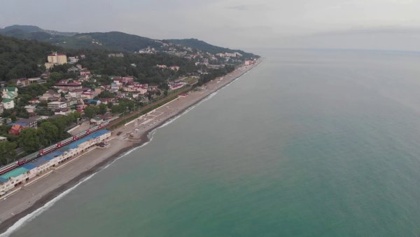 Лоо видеообзор поселка
