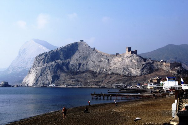 Судак набережная Генуэзская крепость