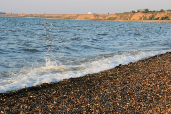 Азовское море волны