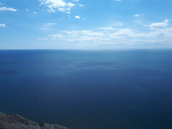 Вдали от моря телепередача