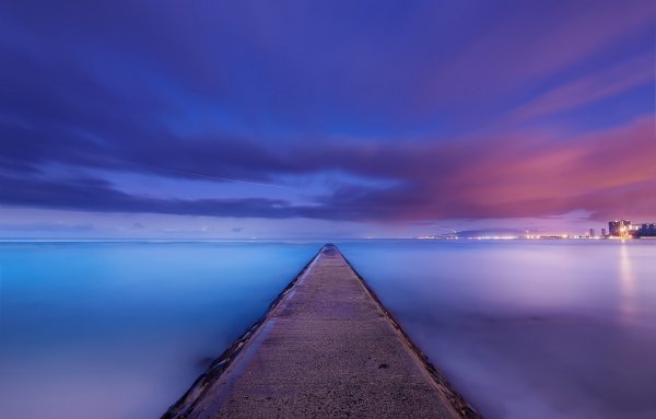 Ночной берег океана