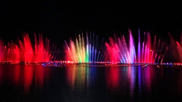 Фонтан у мечети сердце Чечни