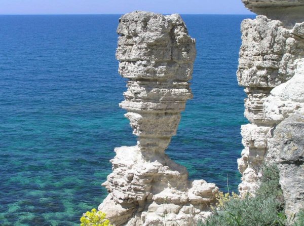 Скала Парус в Геленджике