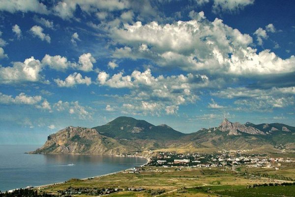 Пляж у Карадага Коктебель