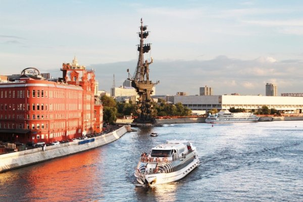 Москва река порт пяти морей