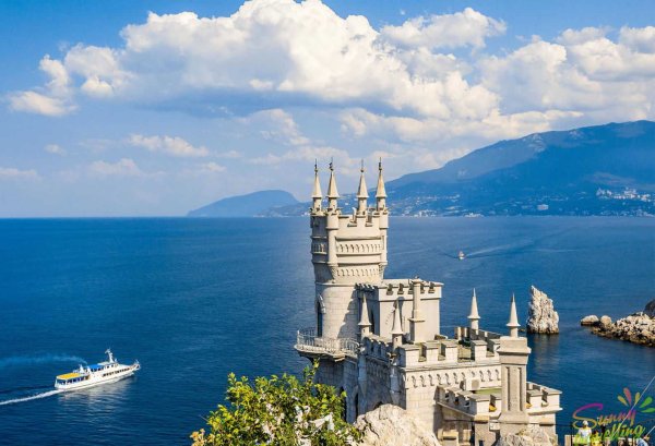 Черное море Крым Ласточкино гнездо