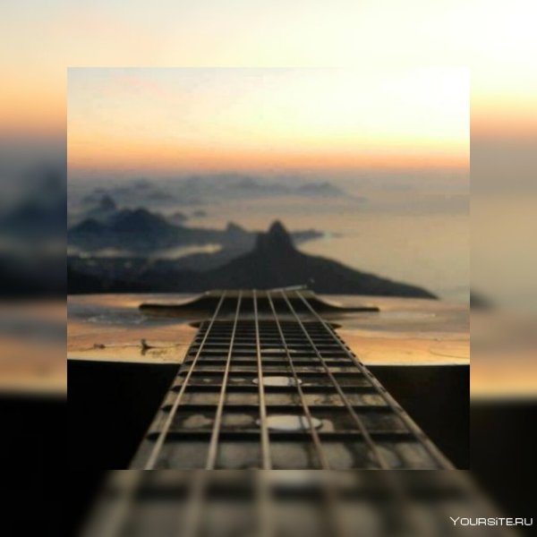 Укулеле на красивом фоне