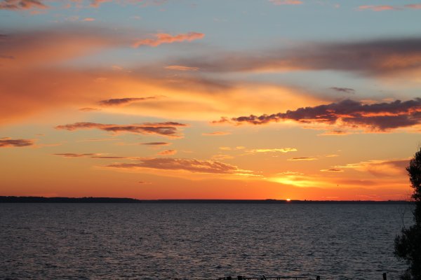 Горьковское море поле небо картинки