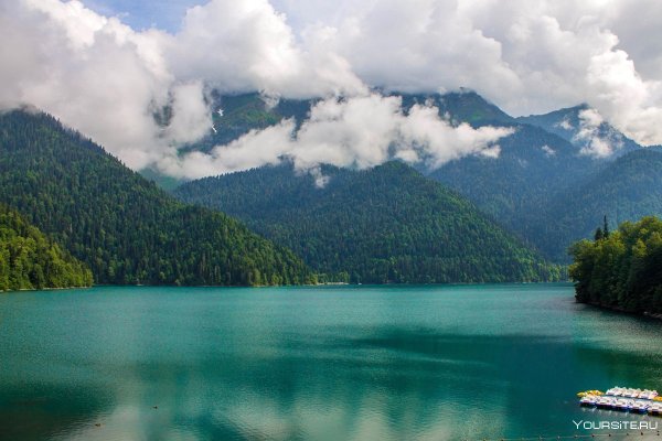 Озеро Рица Абхазия осень