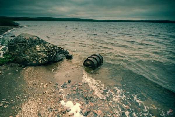 Пластиковые отходы в море