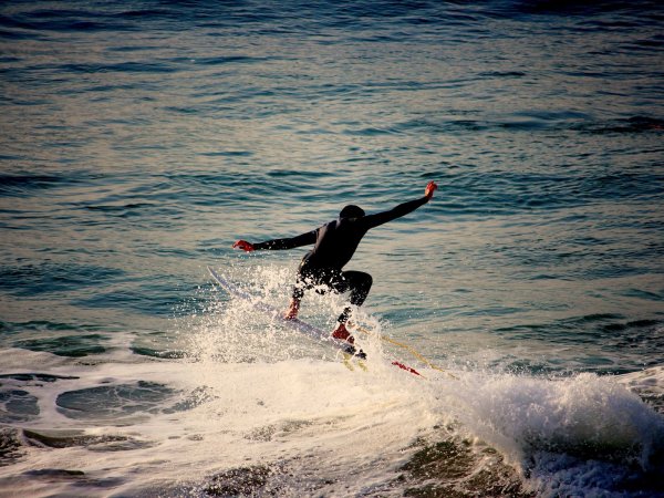 Волна серфинг