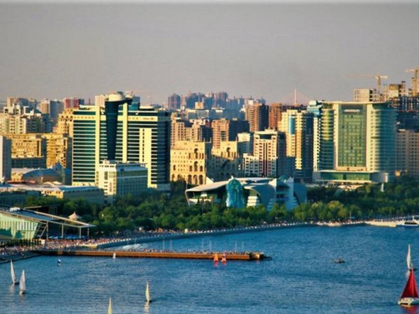 Берег Баку