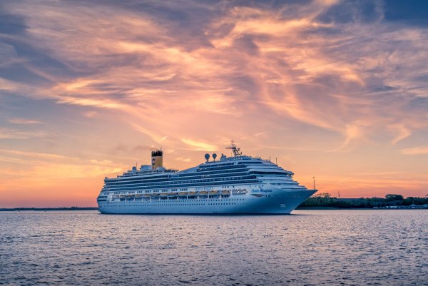 Sun Princess круизный лайнер