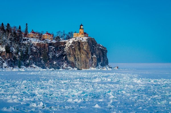 Баренцево море Маяк зима