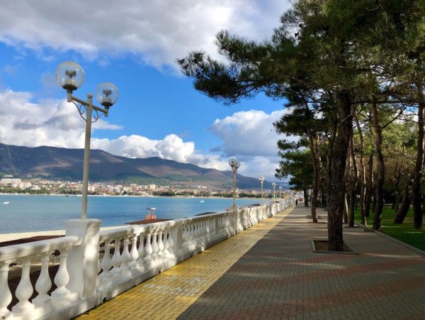 Гастро набережная Геленджик