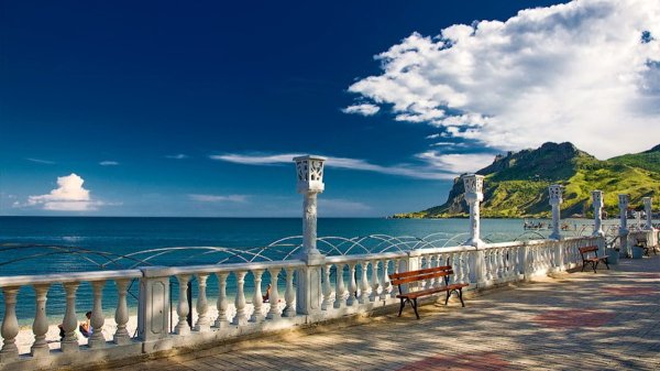 Геленджик море набережная