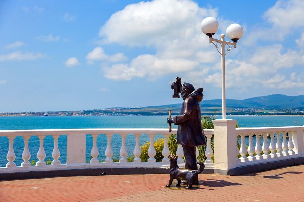 Геленджикская бухта набережная