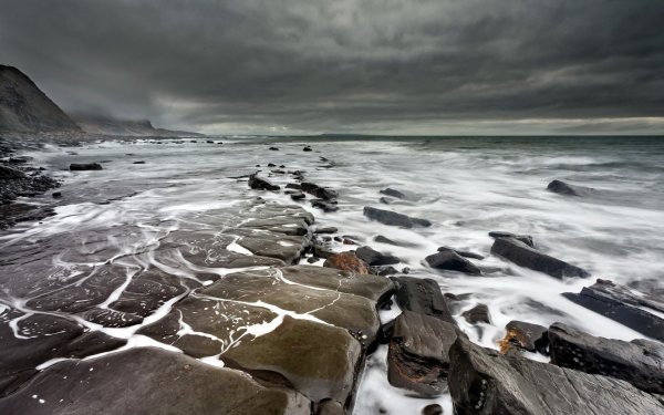 Море пасмурно